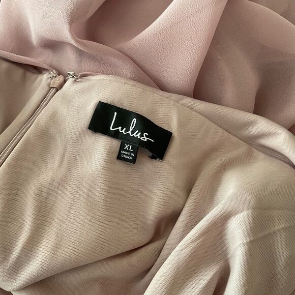 Lulus Evening Gown Low V-neck Back Mauve Color NWT Size XL - Picture 15 of 16
